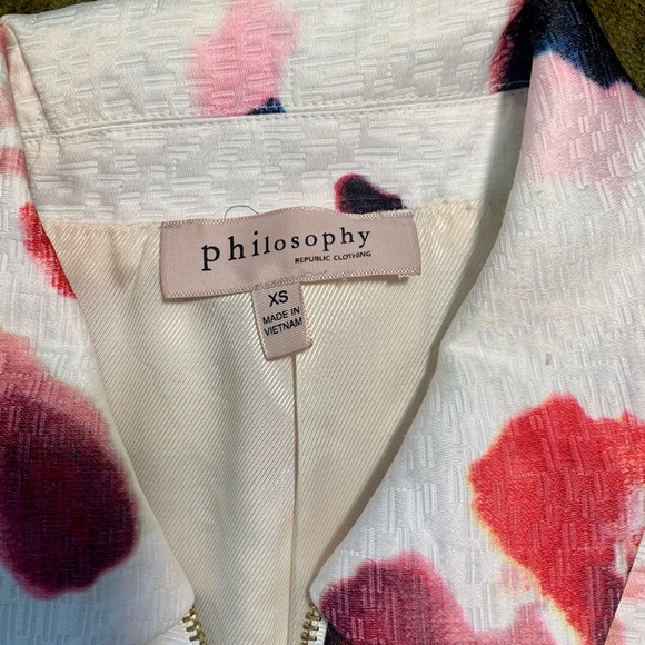 Cropped Jacket - Picture 3 of 5